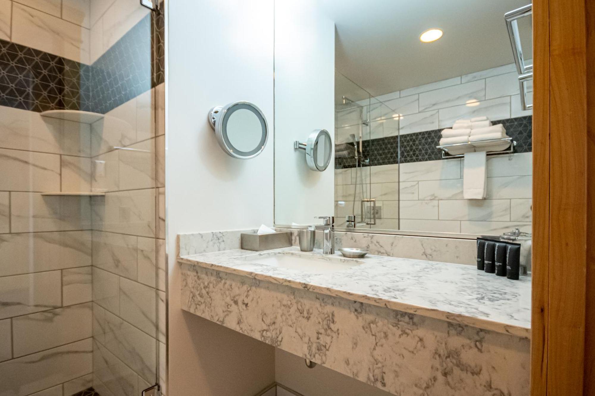 Donaldson Hotel 3*