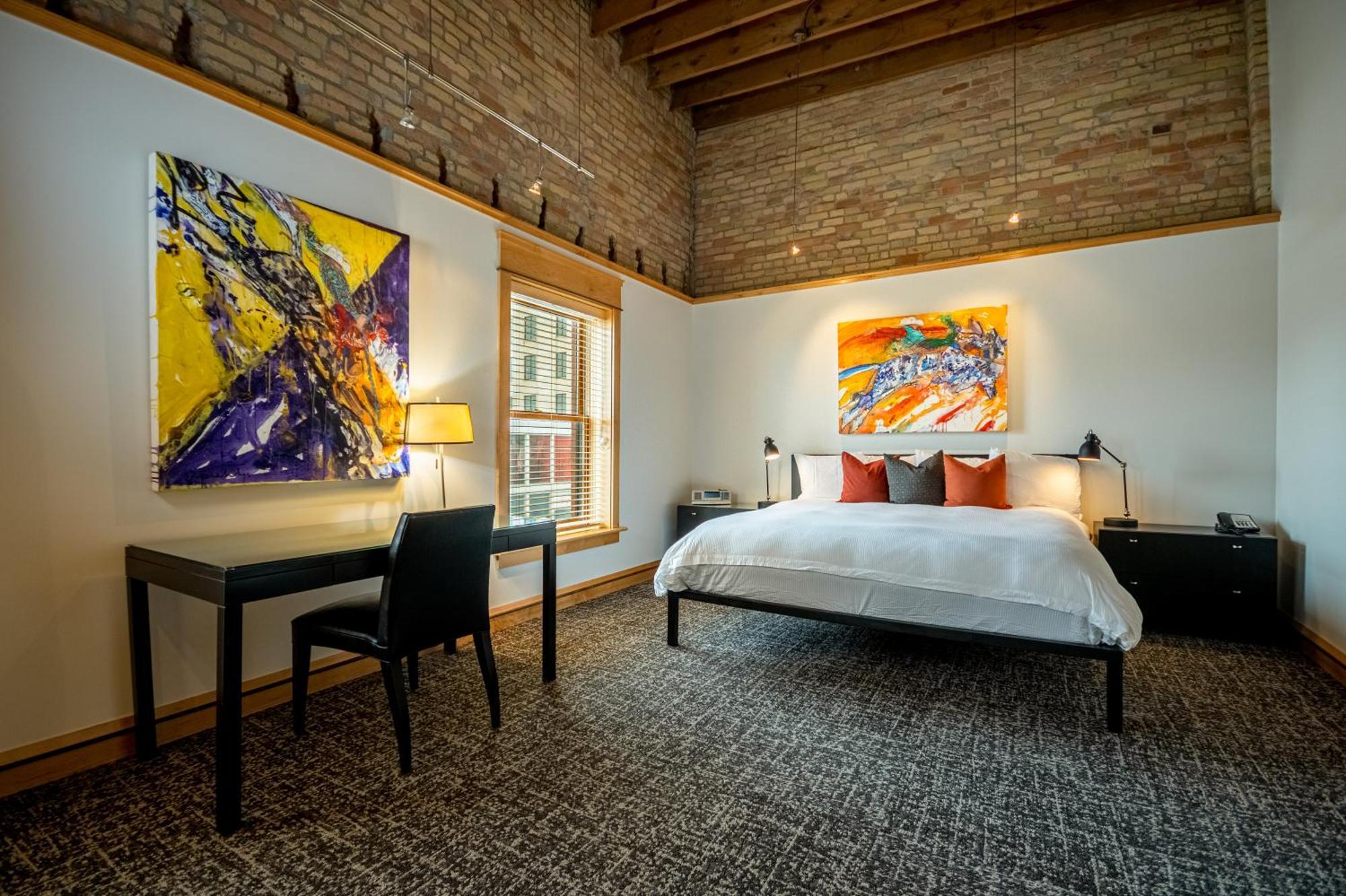 Donaldson Hotel Fargo